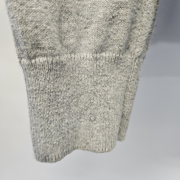 Banana Republic Gray Sequined Sweater‎ - Picture 3 of 4